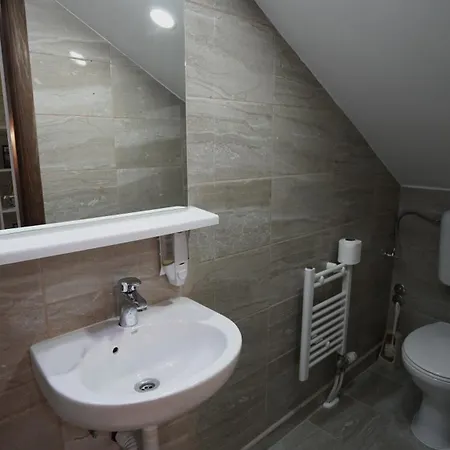 Hideaway & Apartment *